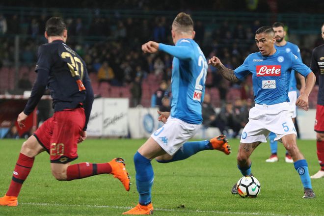 关于热那亚主场憾平那不勒斯，保级前景微妙的信息