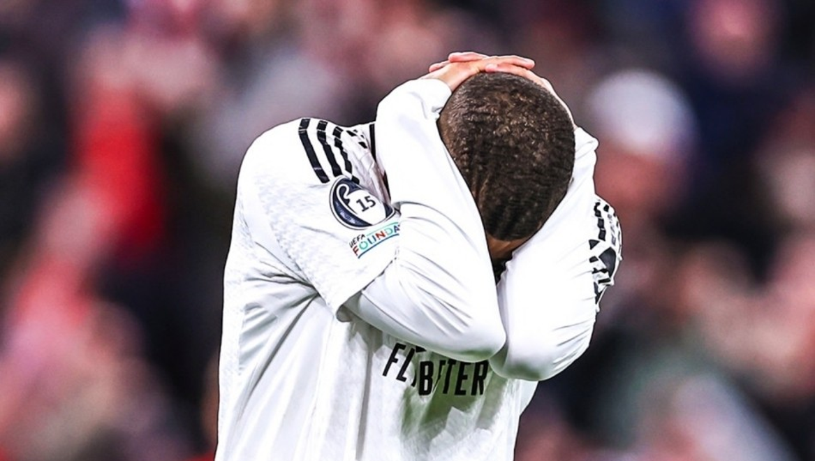 包含利物浦替补上场改变战局，莫德里奇防线瞬间崩溃！的词条